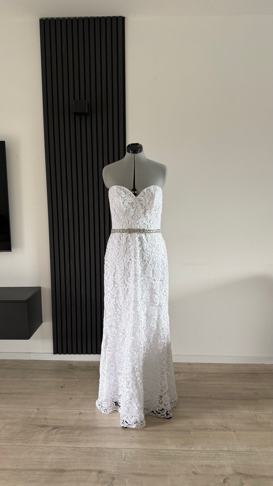 Nieuwe ongedragen bruidsjurk - Maat 42-44, Kleding | Dames, Trouwkleding en Trouwaccessoires, Ophalen of Verzenden, Nieuw, Wit